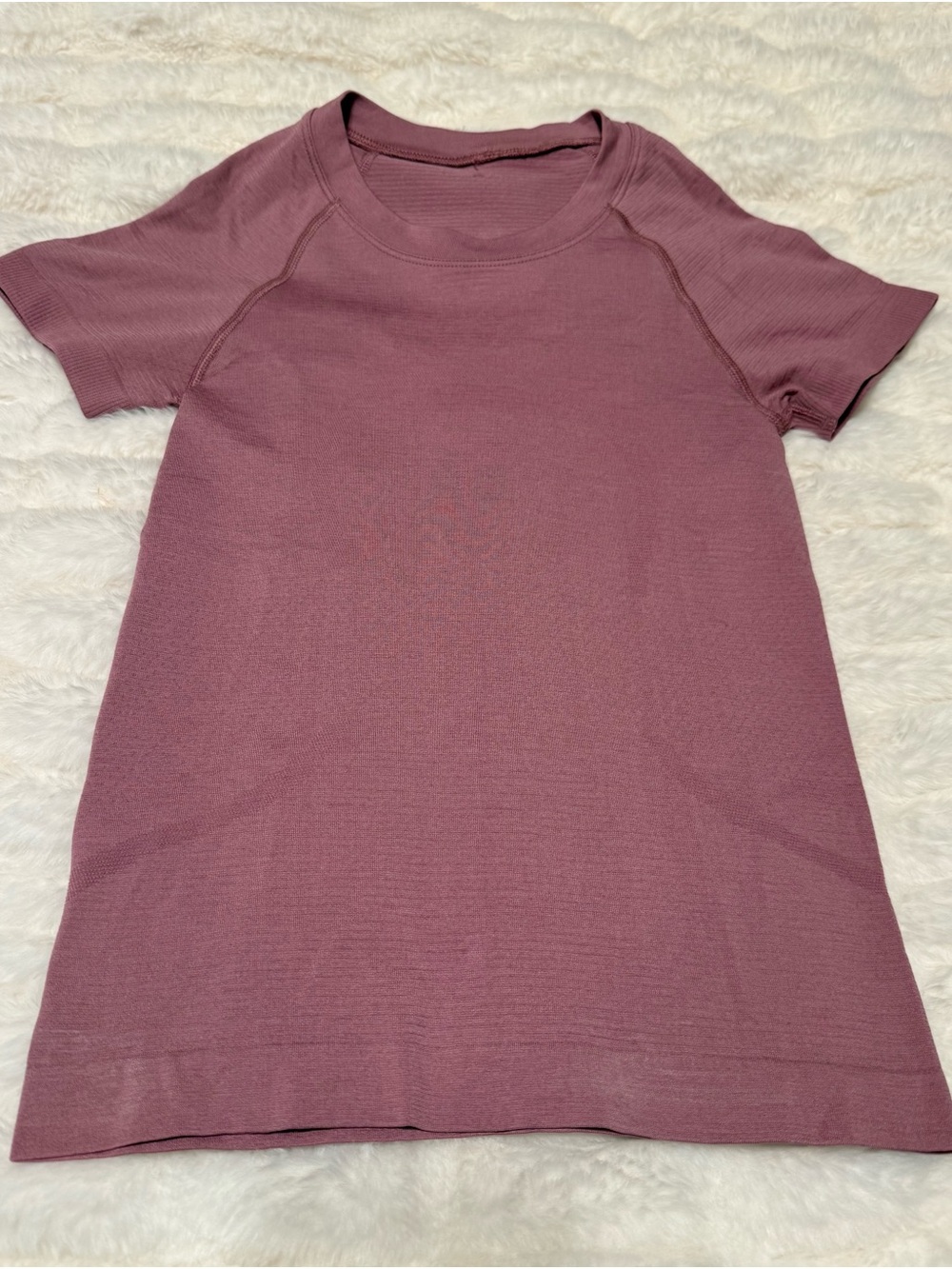 Lululemon Swiftly Tech Short-Sleeve Shirt 2.0 Waist Length Size 0 Mauve